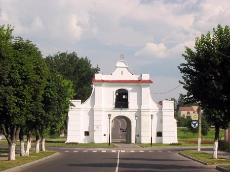 Слуцкая брама в несвиже фото