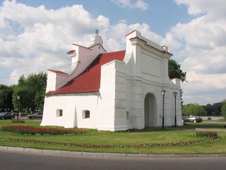 Слуцкая брама в несвиже фото