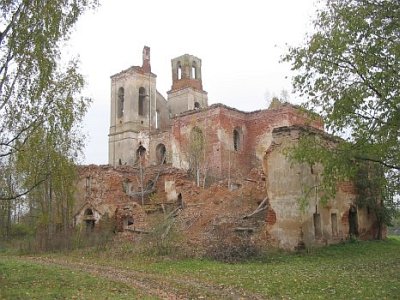 Селище (Ушачский р-н), монастырь бернардинцев: жилой корпус (руины)