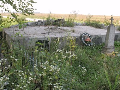 Войстом, кладбище христианское:  склеп-усыпальница Ходзько