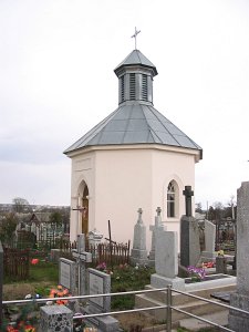 Волковыск, кладбище католическое:  часовня-усыпальница